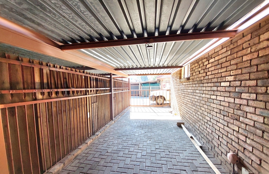 3 Bedroom Property for Sale in Brits North West